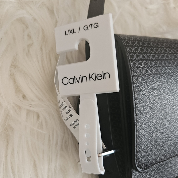 Calvin Klein belt bag! - Picture 7 of 7